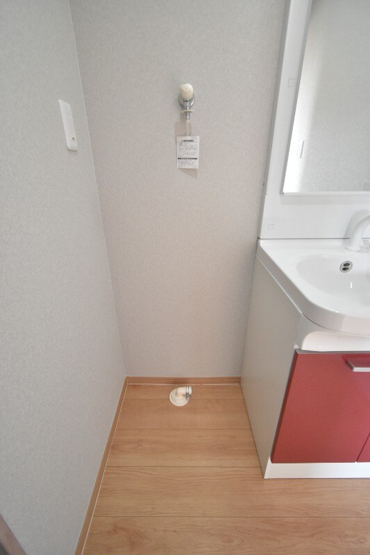 物件内観写真11　(洗濯機置き場)