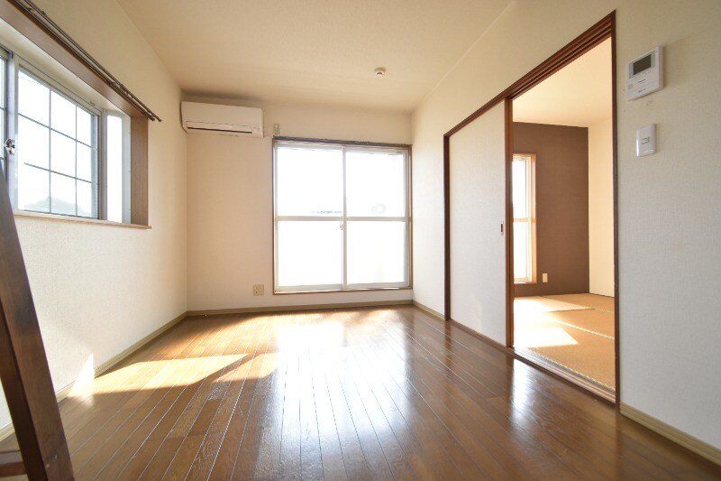 物件内観写真3　(※和室は洋室に変更予定です。)