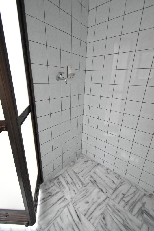 物件内観写真10　(洗濯機置き場)