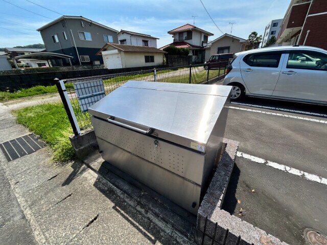物件外観写真3　(ゴミステーション)