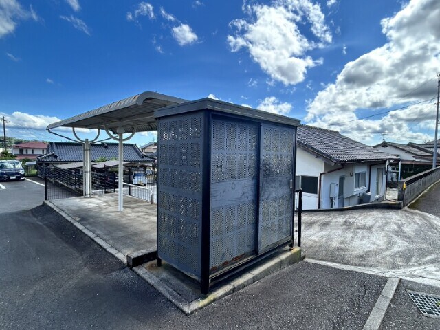 物件外観写真3　(ゴミステーション)