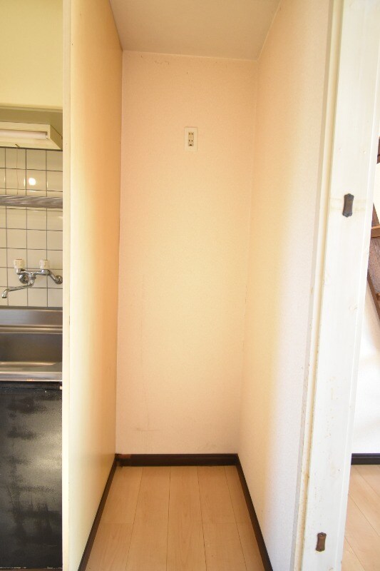 物件内観写真12　(冷蔵庫置き場)