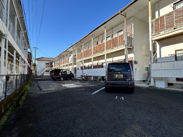 駐車場(駐車場)