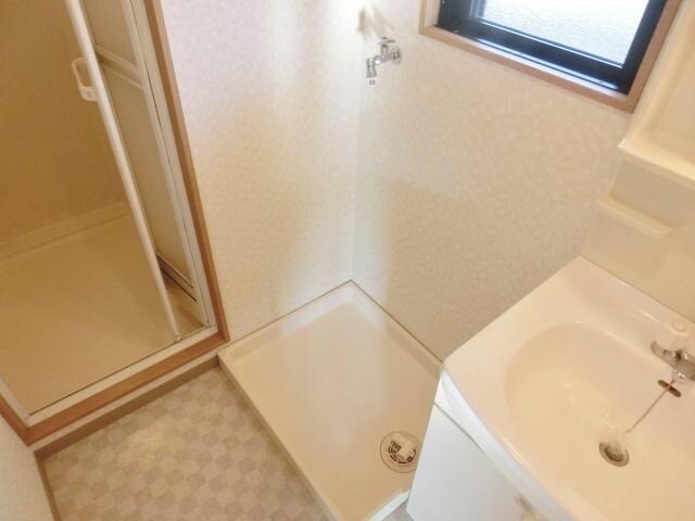 物件内観写真13　(洗濯機置き場)