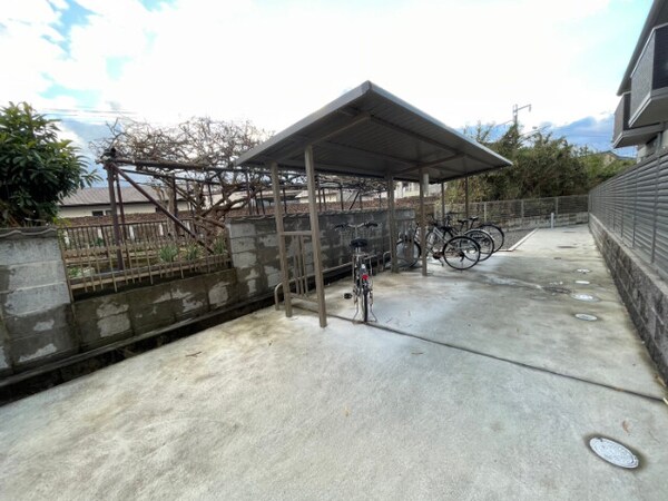 駐輪場