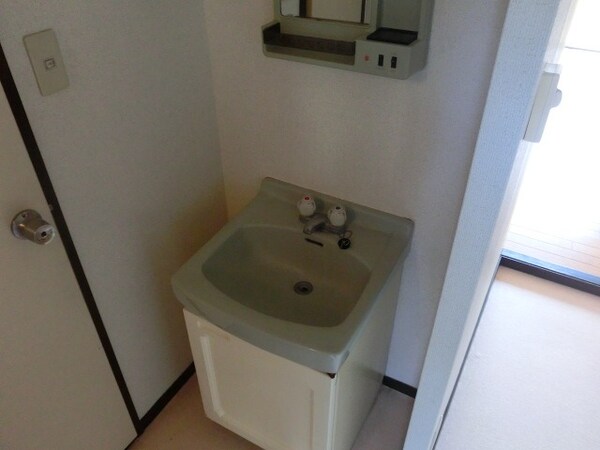 洗面所