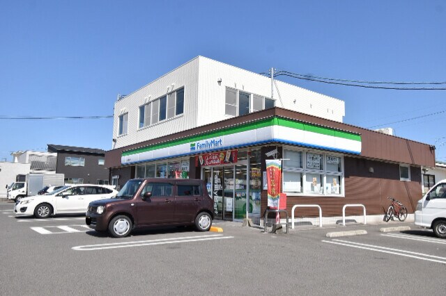 ファミリーマート 川内原田町店