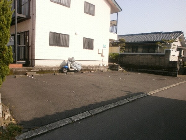 駐車場(駐車場)