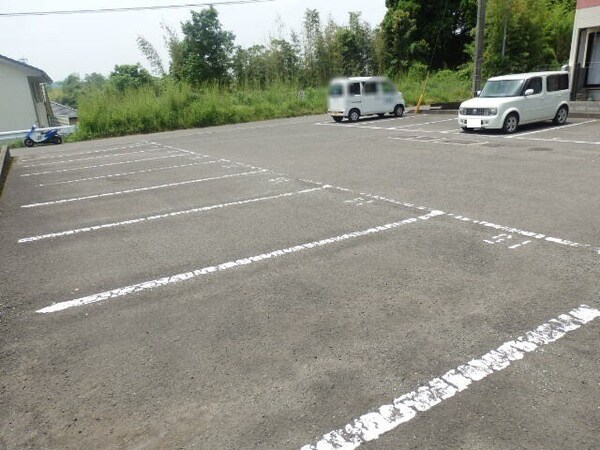 駐車場(駐車場)