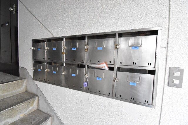 物件外観写真3　(※集合郵便受け)