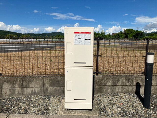 物件外観写真3　(宅配ボックス)