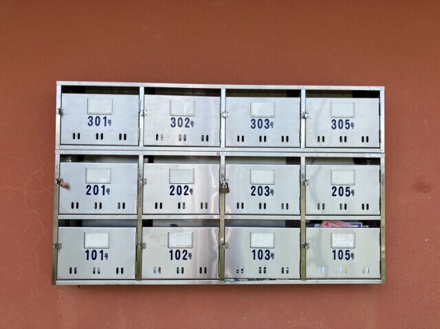 物件外観写真6　(集合郵便受け)