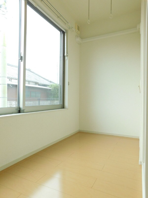 物件内観写真14　(※サンルーム)