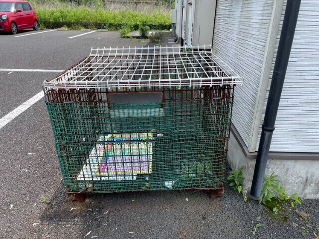 物件外観写真3　(※敷地内ごみ置き場)