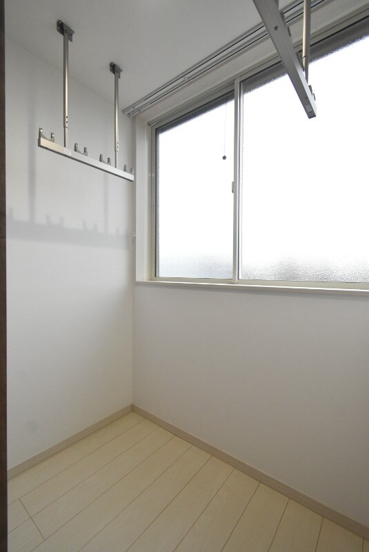 物件内観写真13　(※サンルーム)