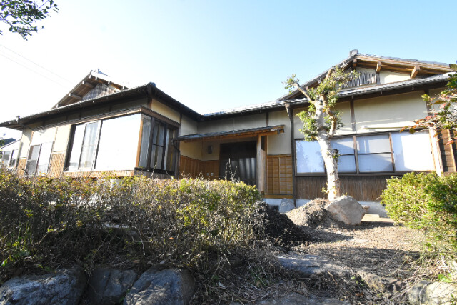 串良町岡崎貸家（2565-1）
