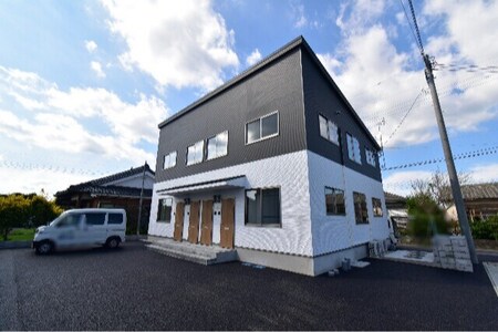 パルル旭原　Ｂ棟外観写真