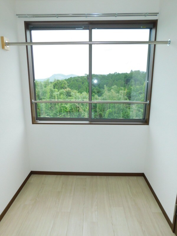 物件内観写真15　(サンルーム)