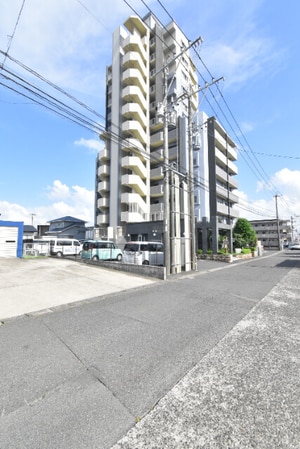 エイルマンション鹿屋寿外観写真
