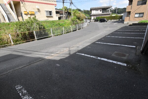 駐車場(駐車場)