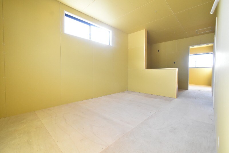 物件内観写真4　(建築中)