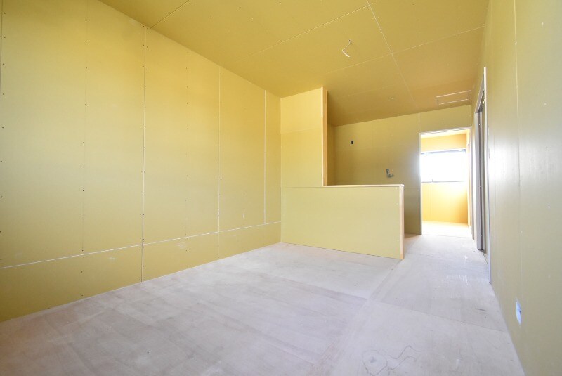 物件内観写真3　(建築中)