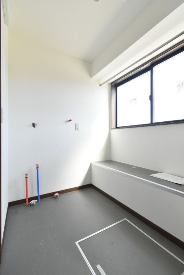 洗面所(建築中)