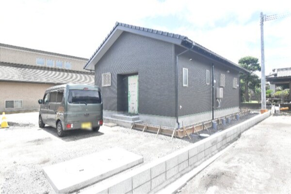 建物外観(建築中)