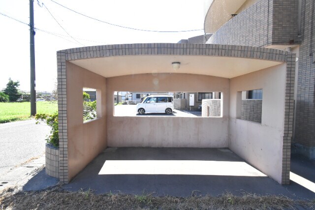 物件外観写真4　(※駐輪場)