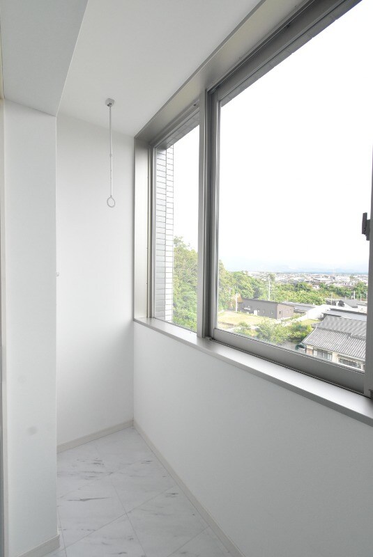 物件内観写真15　(※サンルーム)