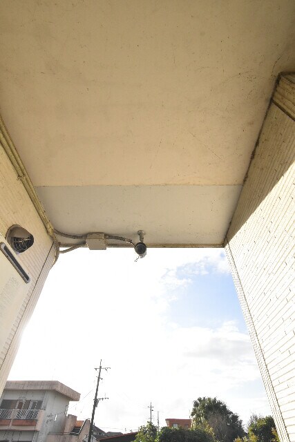 物件外観写真6　(防犯カメラ)