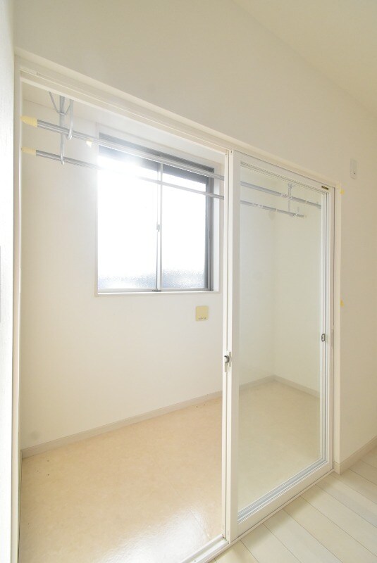 物件内観写真15　(サンルーム)