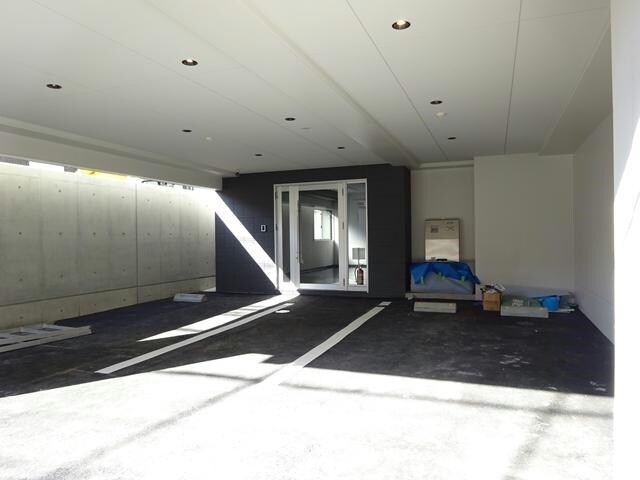 物件外観写真3　(駐車場)