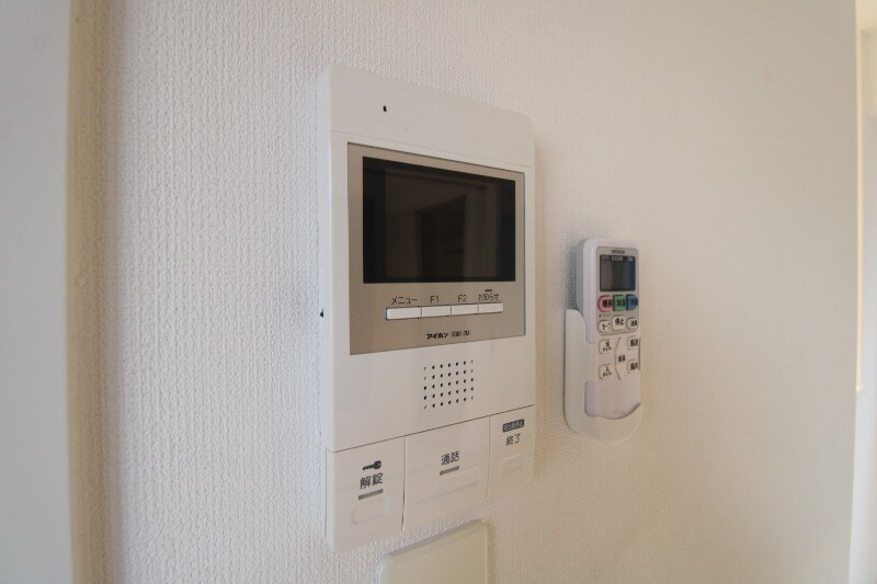 物件内観写真15　(玄関)