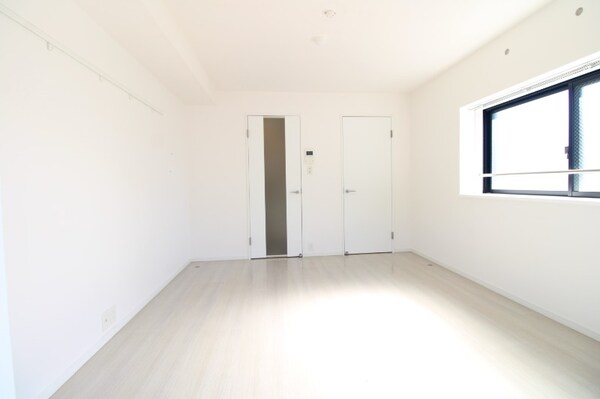 居室・リビング(現状のお部屋と相違がある場合は現状を優先させて頂きます。)