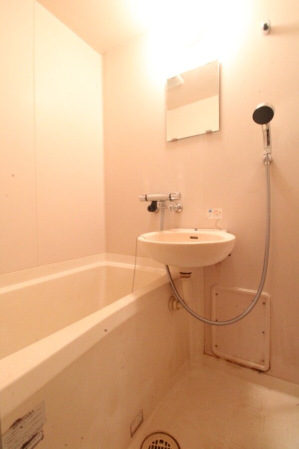 バス／シャワールーム等