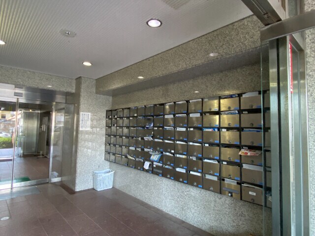 物件外観写真5　(駐車場)