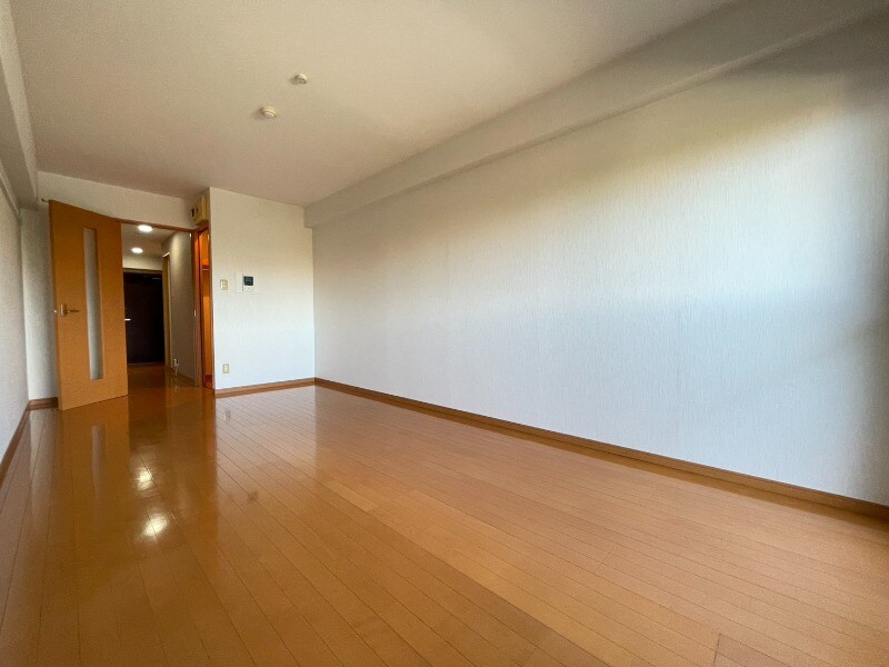 物件内観写真3　(居室)