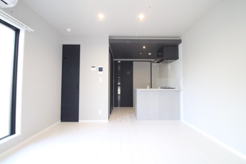 物件内観写真2　(現状のお部屋と相違がある場合は現状を優先させて頂きます。)