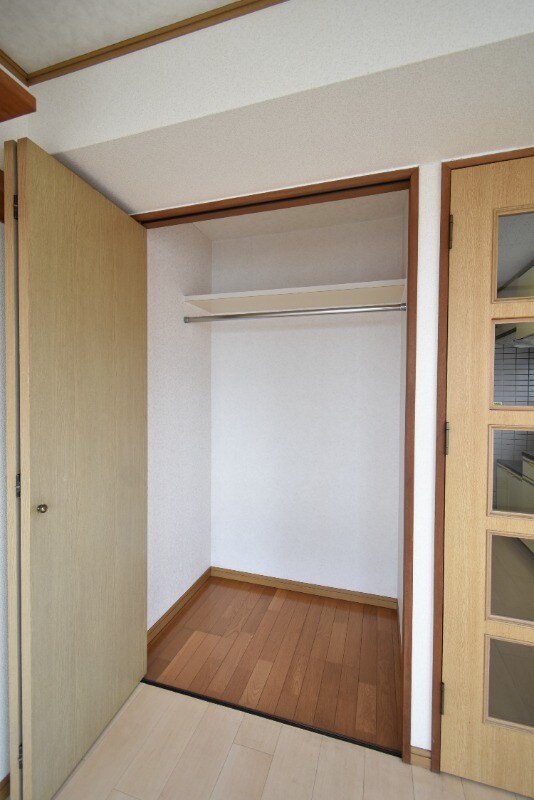 物件内観写真10　(クローゼット)