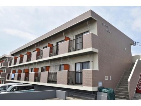 サンハイツありむら　１号棟外観写真