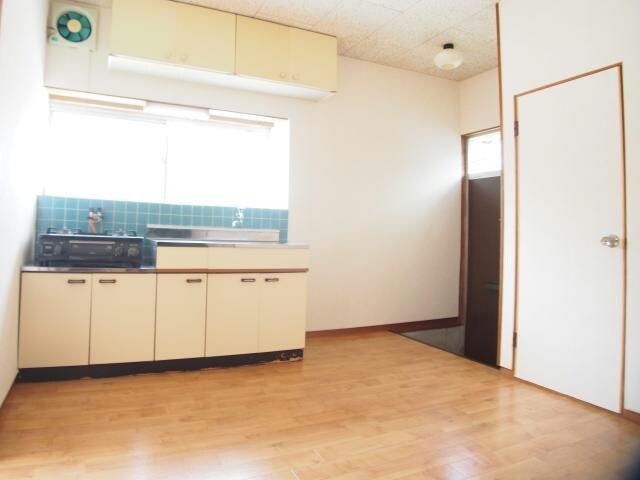 物件内観写真2　(ダイニング)