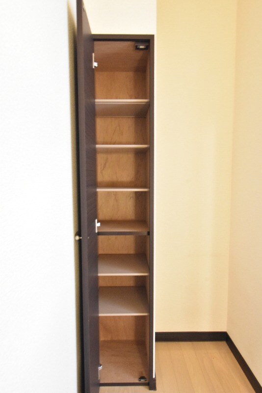 物件内観写真16　(シューズボックス)