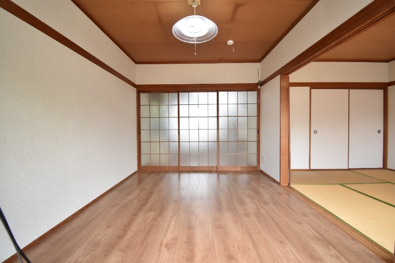 物件内観写真6　(洋室)