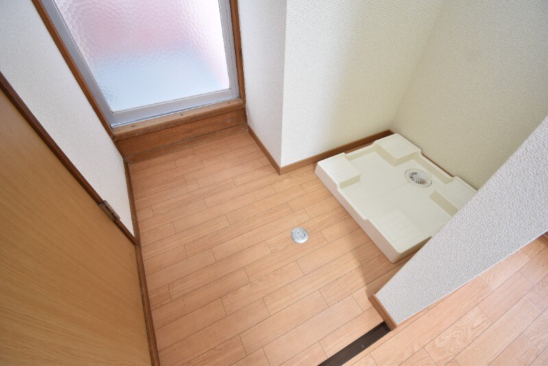 物件内観写真14　(脱衣所)