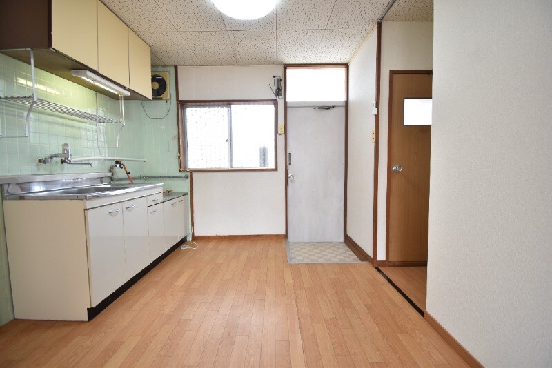 物件内観写真15　(ダイニングキッチン)