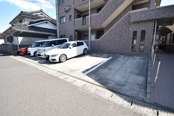 駐車場(駐車場)