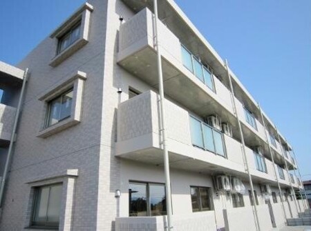 アイリスⅡ番館外観写真