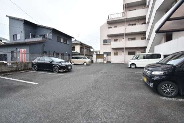 駐車場(駐車場)