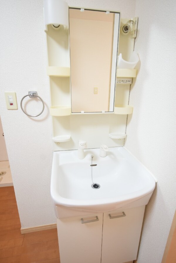 洗面所(シャンプードレッサー)